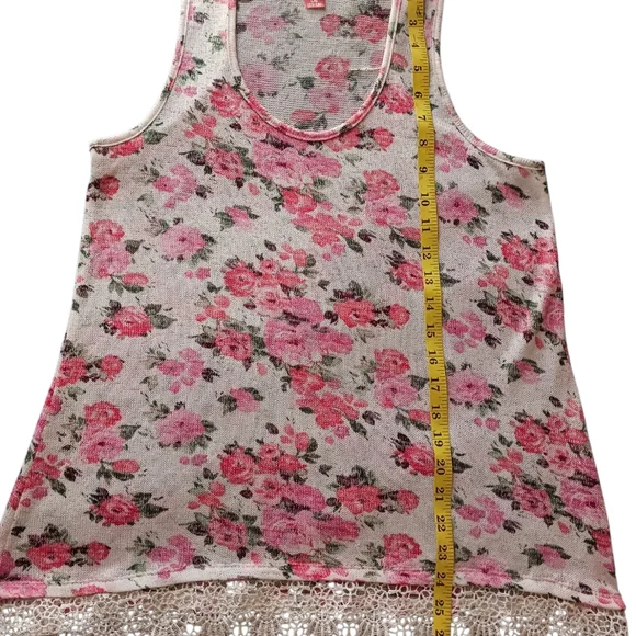 No Boundaries Floral Tank Top - Pink and Cream - Picture 6 of 7